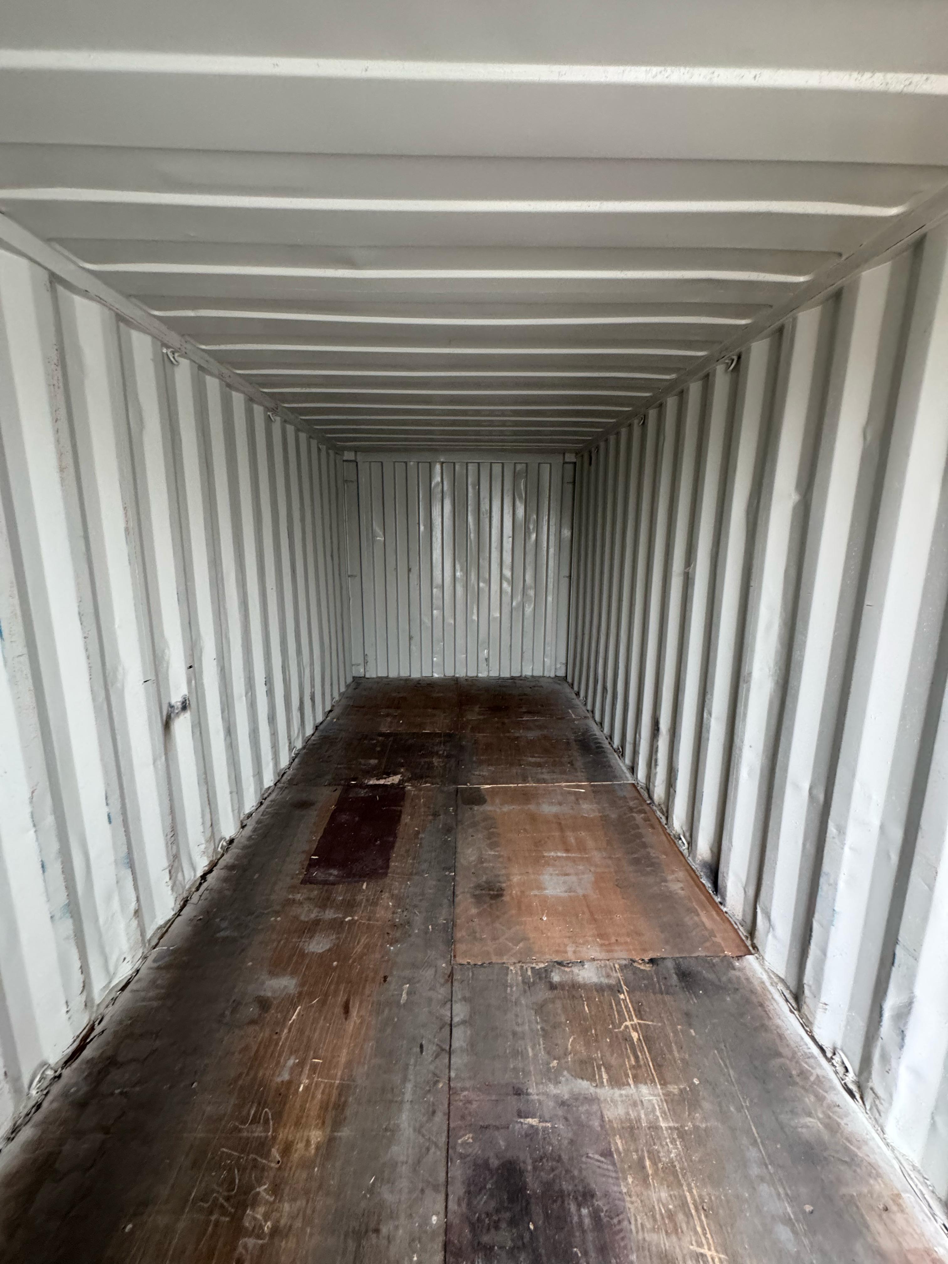 Морской контейнер TGHU0762106